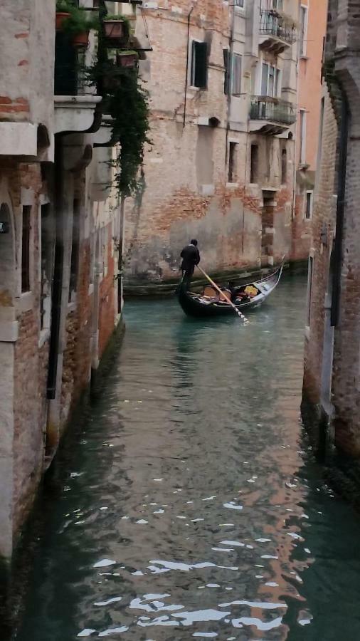Appartamento Romantico Velence Kültér fotó